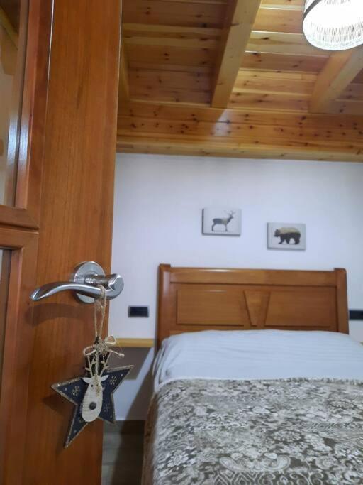 Mcastet, Casita Aranesa En El Valle De Aran บอสซอสต์ ภายนอก รูปภาพ